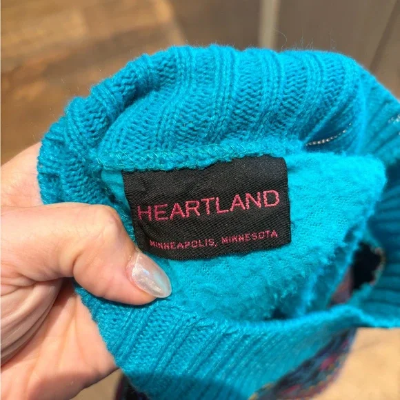 Colorful Patterned Sweater - Picture 3 of 3